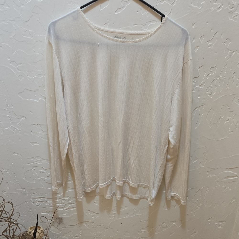 3/$10 Eddie Bauer White Long Sleeve Top